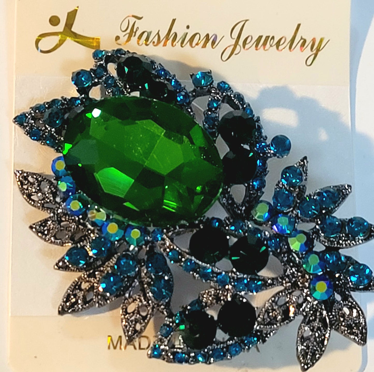 Fashion clothing Pin Green New Arrivals
