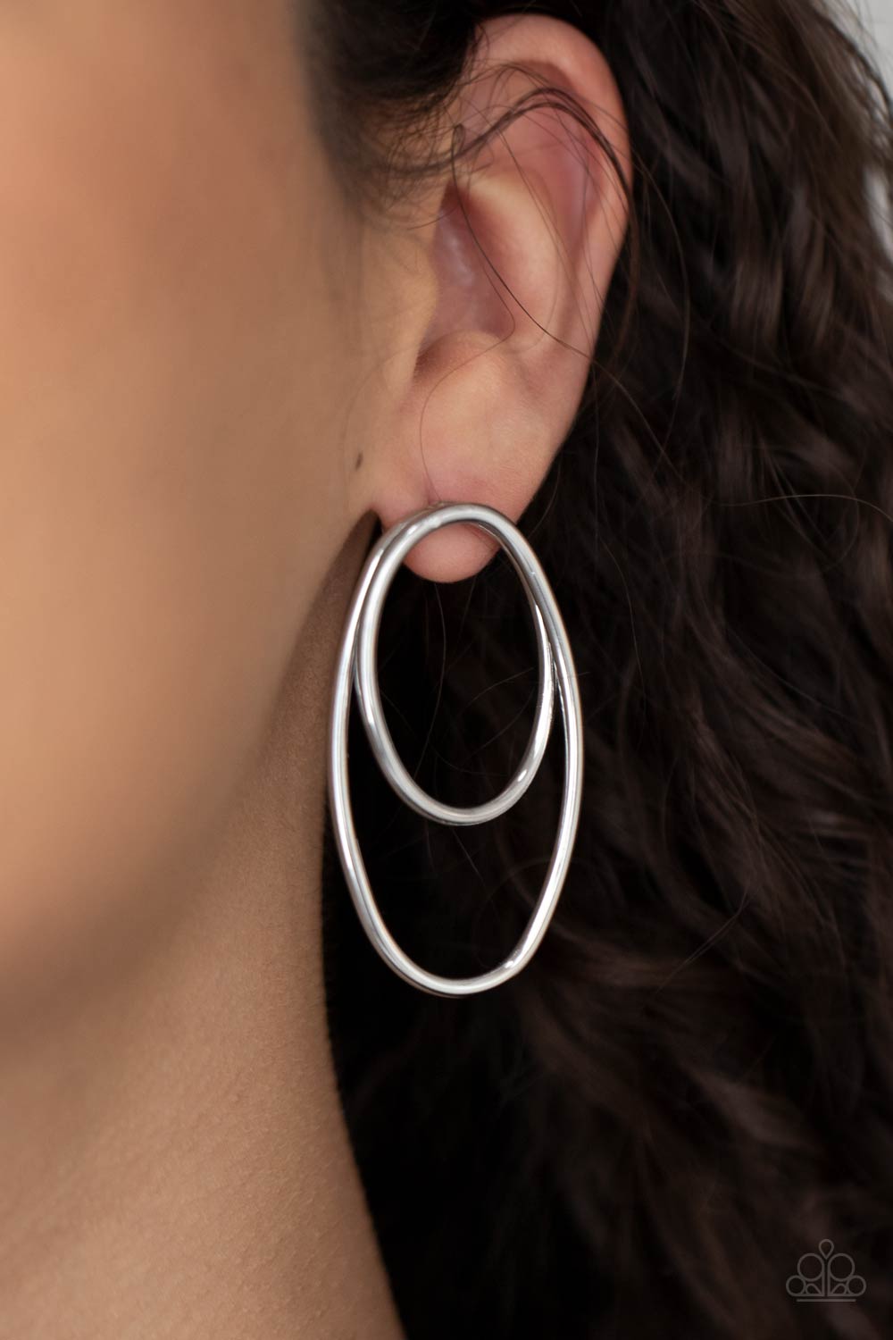 So OVAL-Dramatic Silver - Earrings