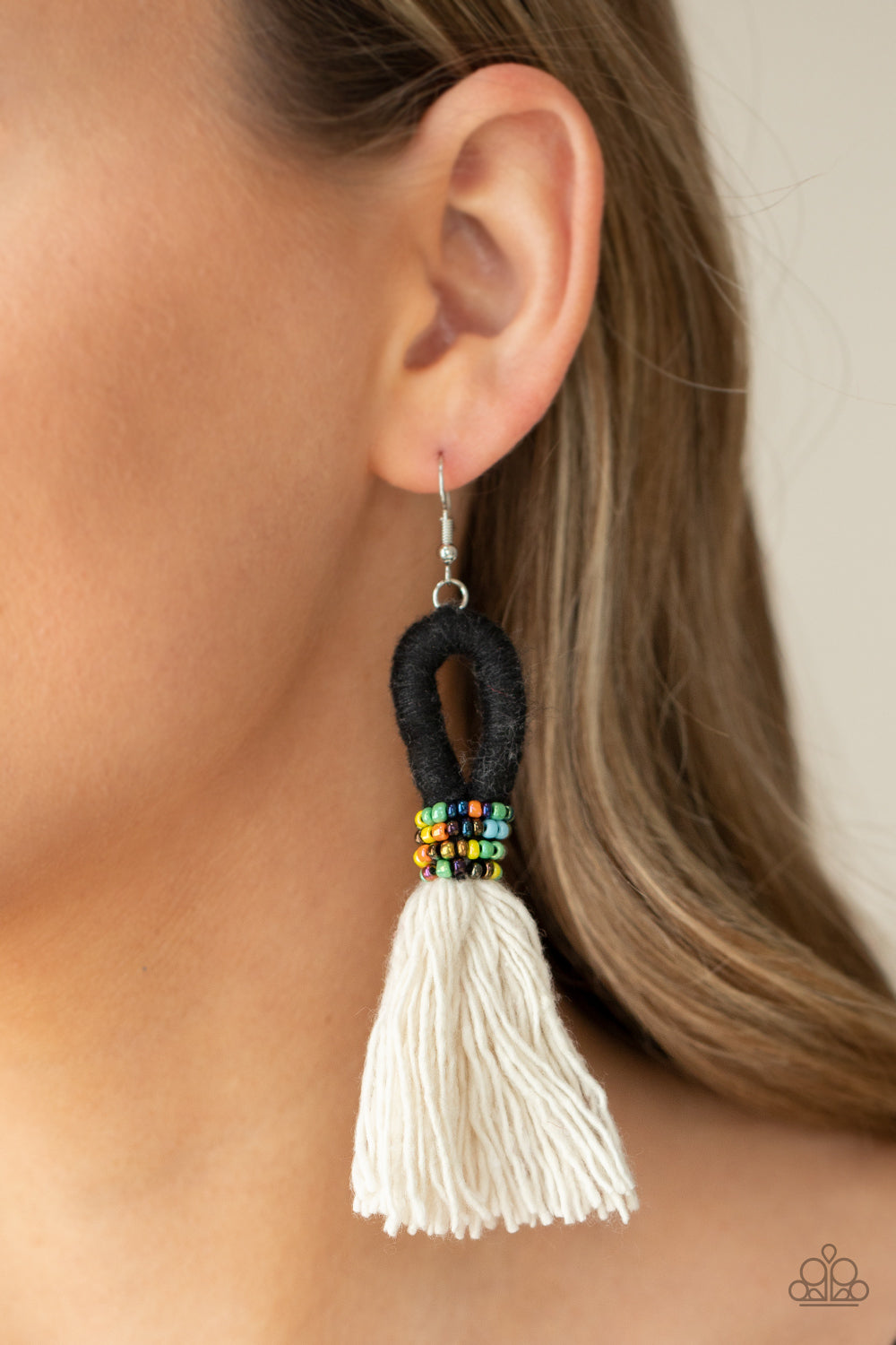 The Dustup Black - Earrings