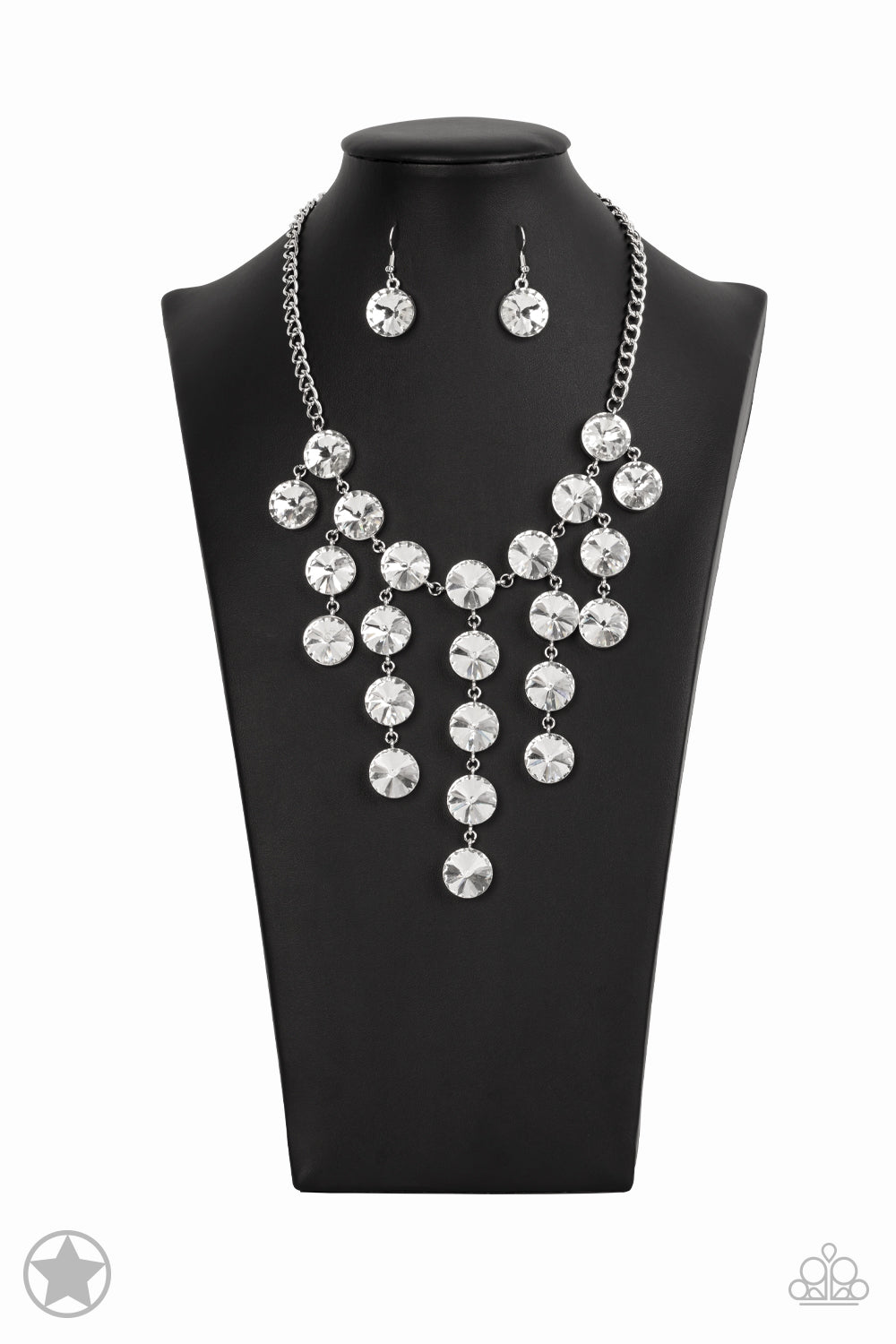 Spotlight Stunner - Necklaces