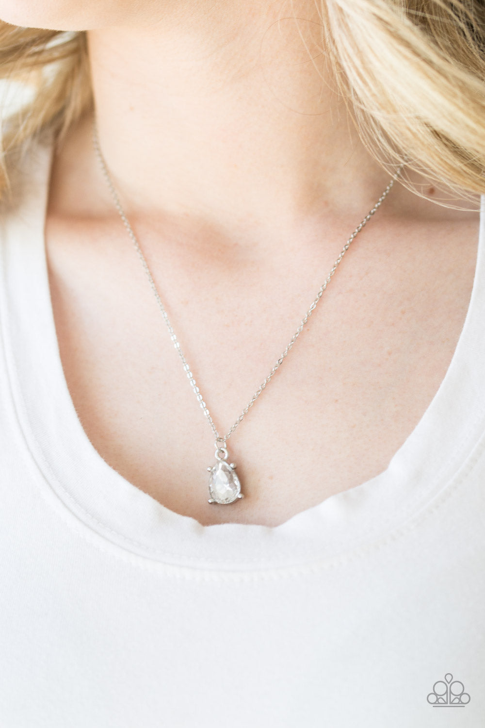 Classy Classicist White - Necklaces