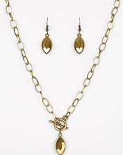 Load image into Gallery viewer, Club Sparkle Brass - Necklaces
