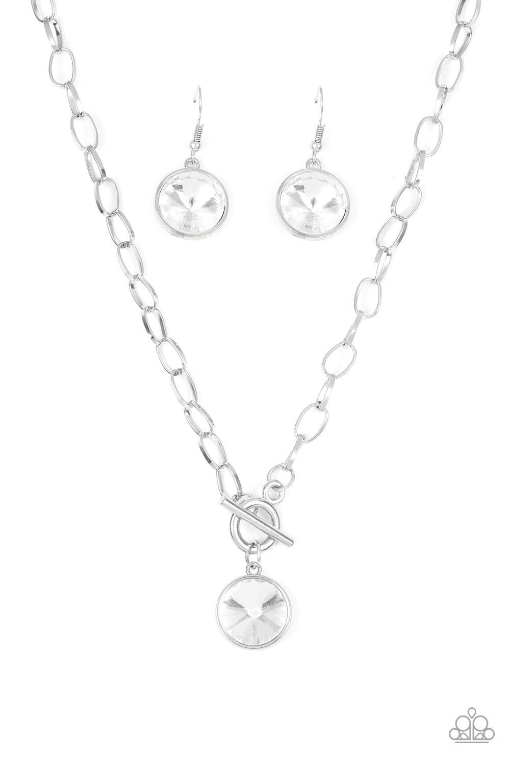 She Sparkles On White - Necklaces