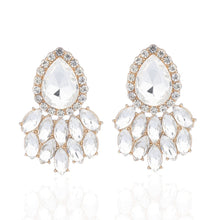 Load image into Gallery viewer, A breath of fresh HEIR -Earrings
