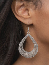 Load image into Gallery viewer, A Hot MESH Gold -Earrings
