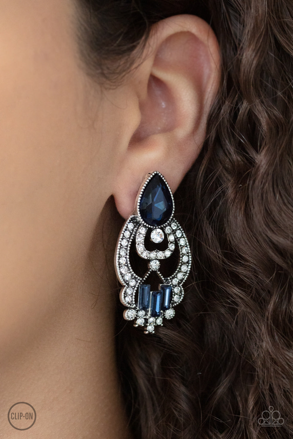 Glamour Gauntlet Blue- Earrings