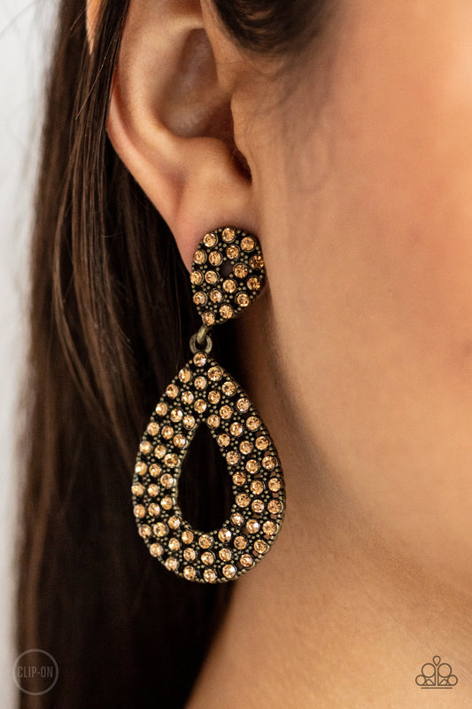 Pack In The Pizzazz Brass - Earrings