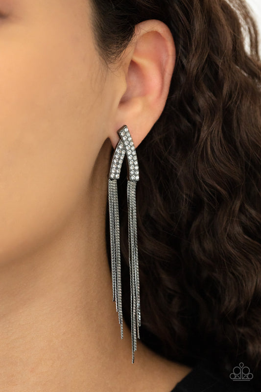 It Takes Two To TASSEL Black - Earrings
