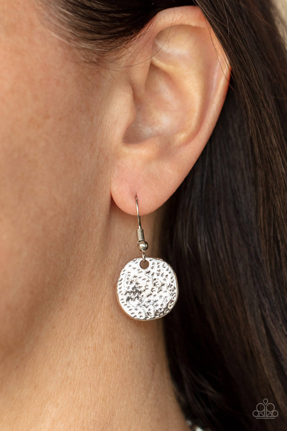 Spot On Sparkle White - Necklaces