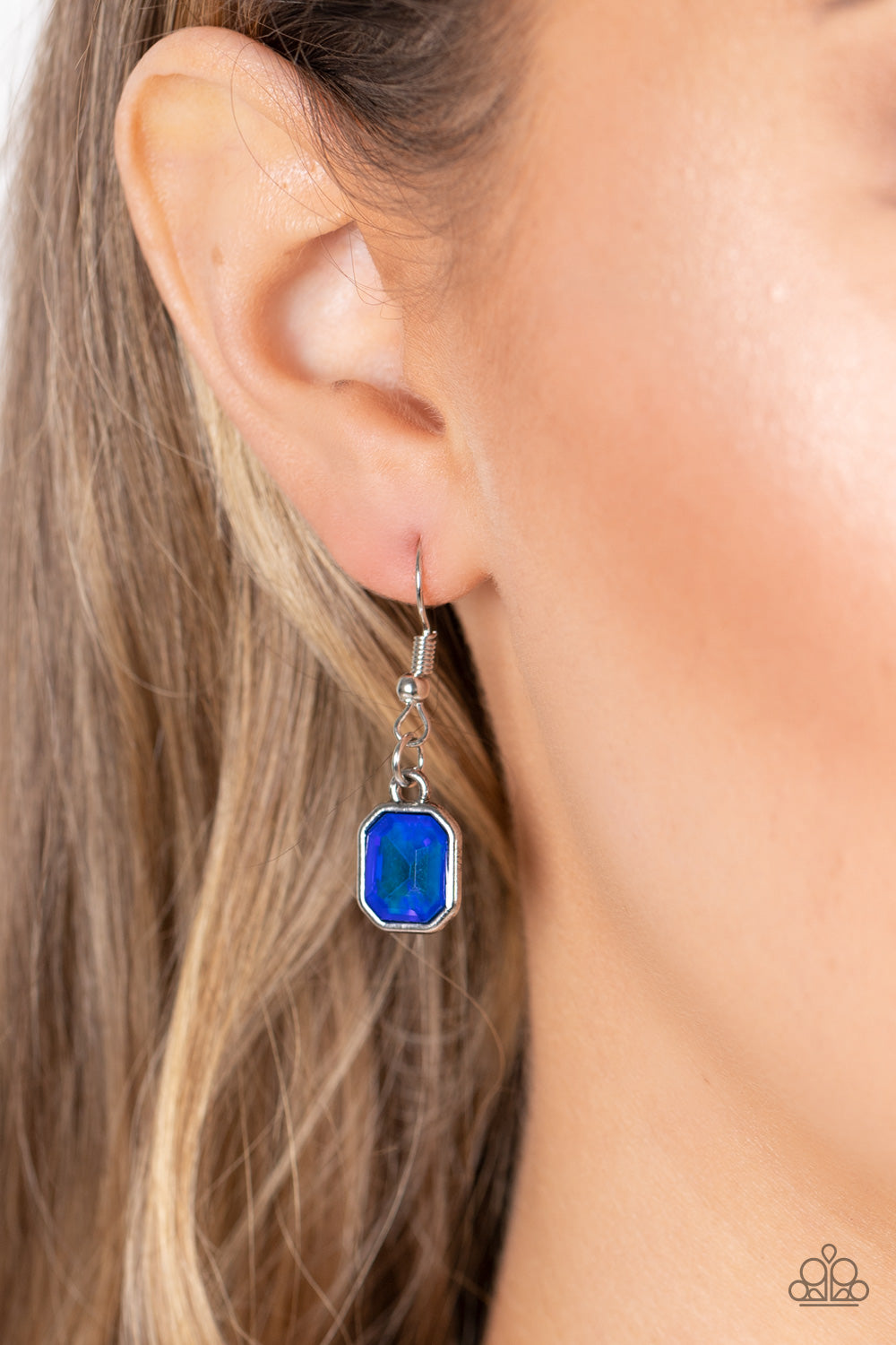 Divine IRIDESCENCE Blue - Necklaces