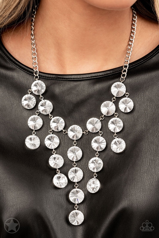 Spotlight Stunner - Necklaces