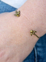 Load image into Gallery viewer, A bit rich brass - bracelets
