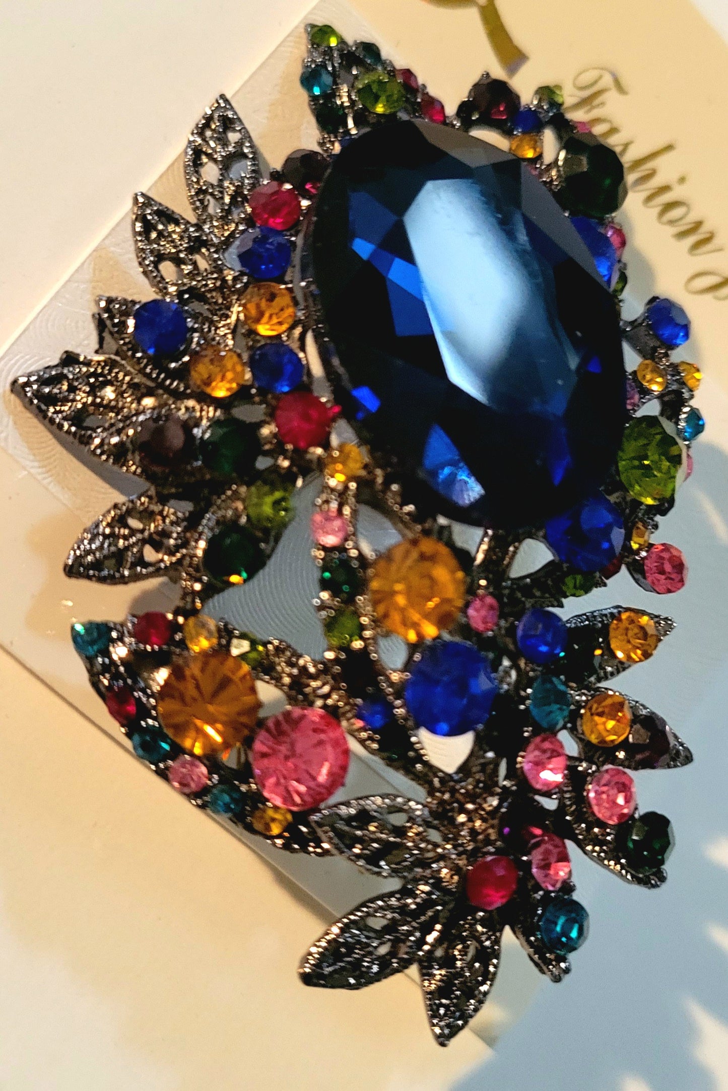 Fashion clothing pin multi#1 New Arrivals